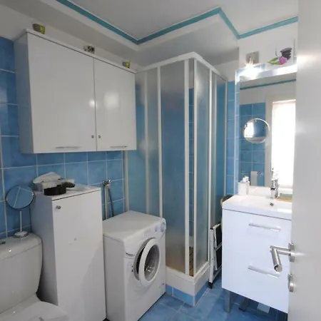 Apartment Serbes 2p Ch027